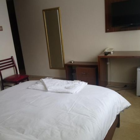 Isik Hotel Edirne Bagian luar foto